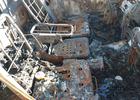 2005 Ford F-150 Stx/Xl/Xlt from USA, damaged, VIN 1FTRF12295NA64445